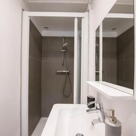 Face A L'ile Barbe Апартаменты