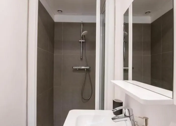 Face A L'ile Barbe Apartman
